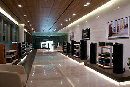 showroom1_M