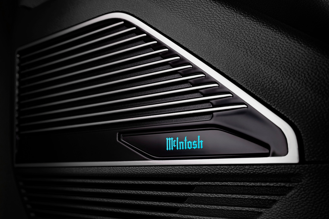 McIntosh Entertainment System 2025 Wagoneer S