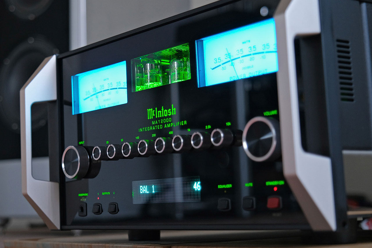 McIntosh MA12000 Integrated Amplifier