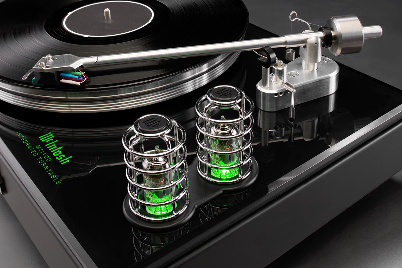 McIntosh MTI100 Integrated Turntable