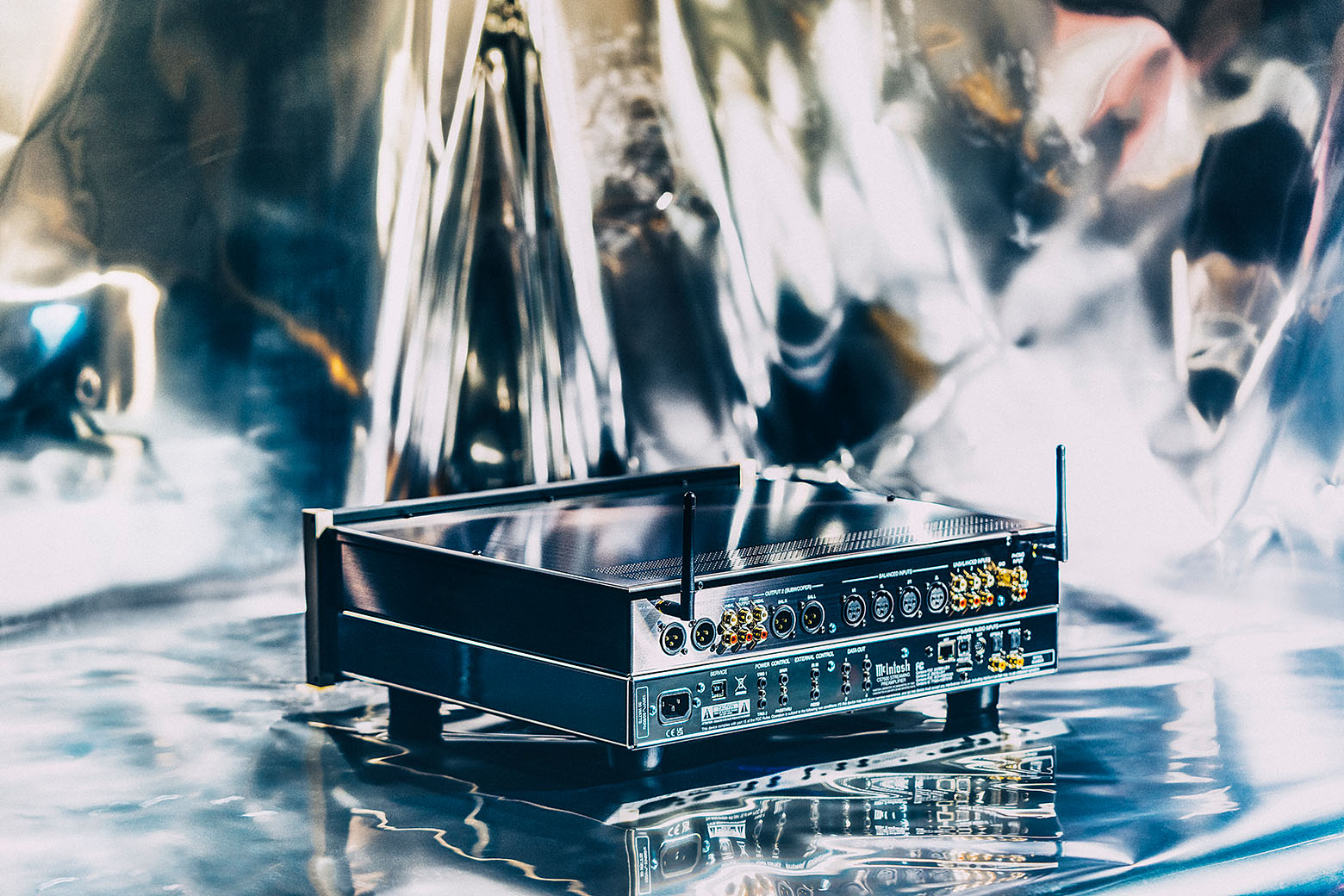 McIntosh CS7500 Streaming Preamplifier