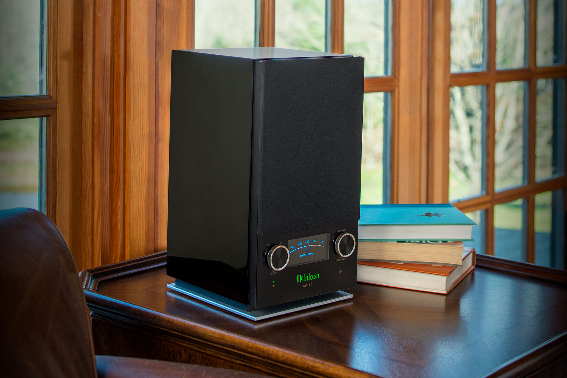 McIntosh RS150 Wireless Loudspeaker