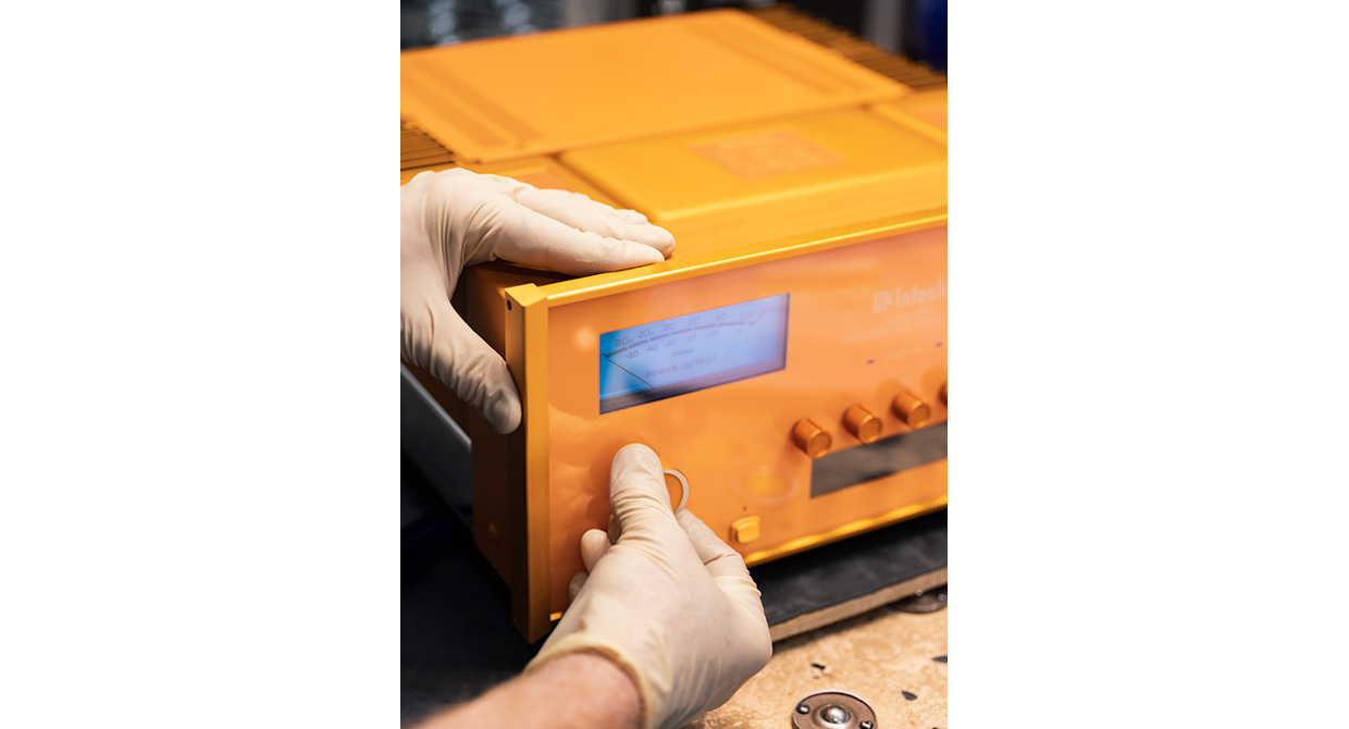 McIntosh x Virgil Abloh – MA8950 Integrated Amplifier Concept