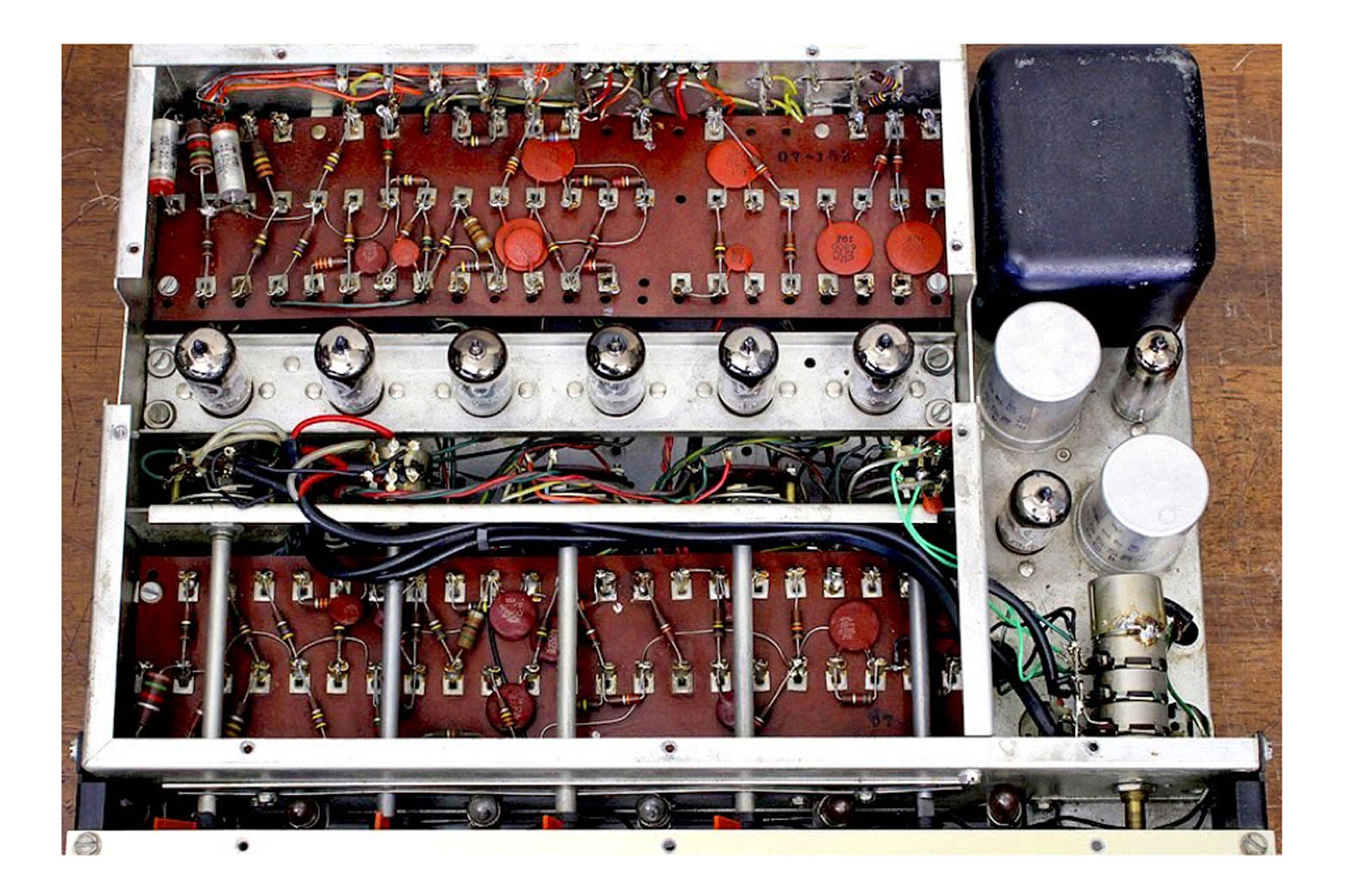 McIntosh C20 2Channel Vacuum Tube Preamplifier
