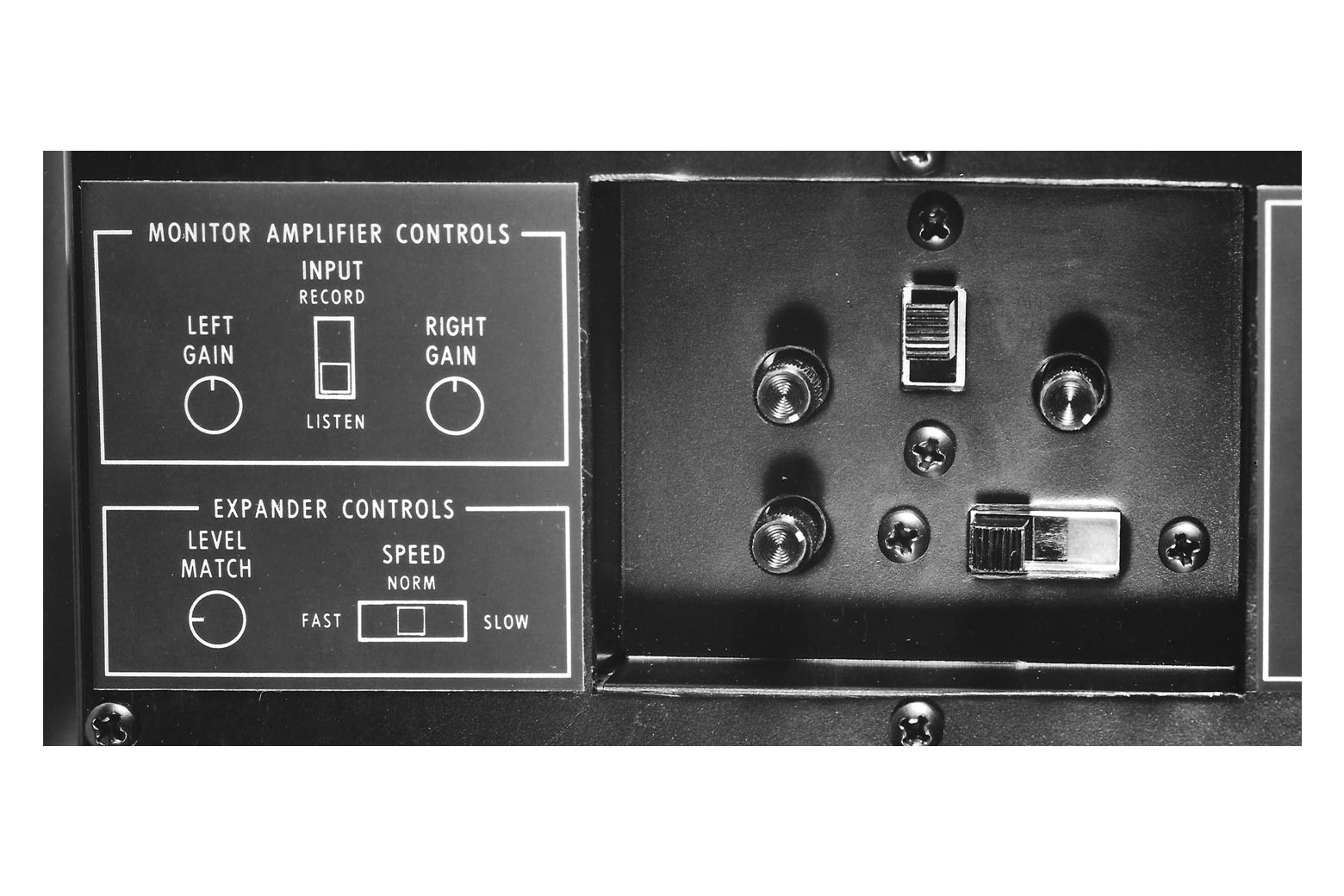 McIntosh マッキントッシュ C32 プリアンプ 【動作品】 McIntosh C32 2-Channel Solid State Preamplifier