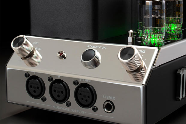 McIntosh MHA200 Vacuum Tube Headphone Amplifier