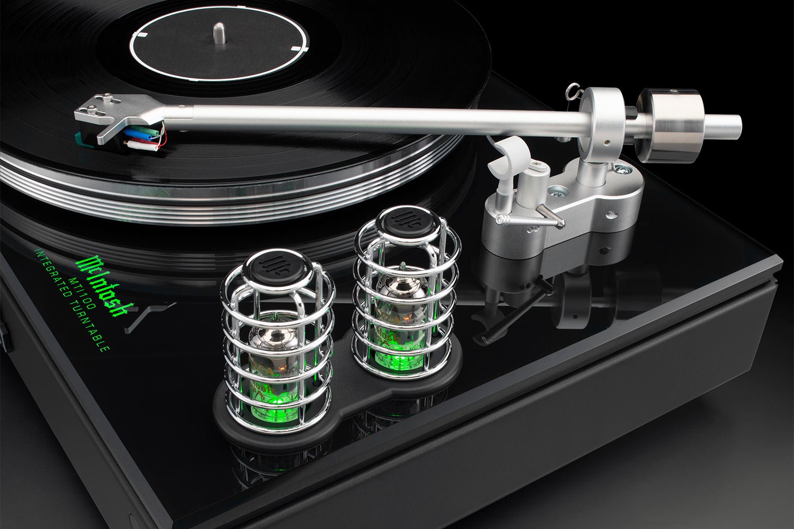 McIntosh MTI100 Integrated Turntable