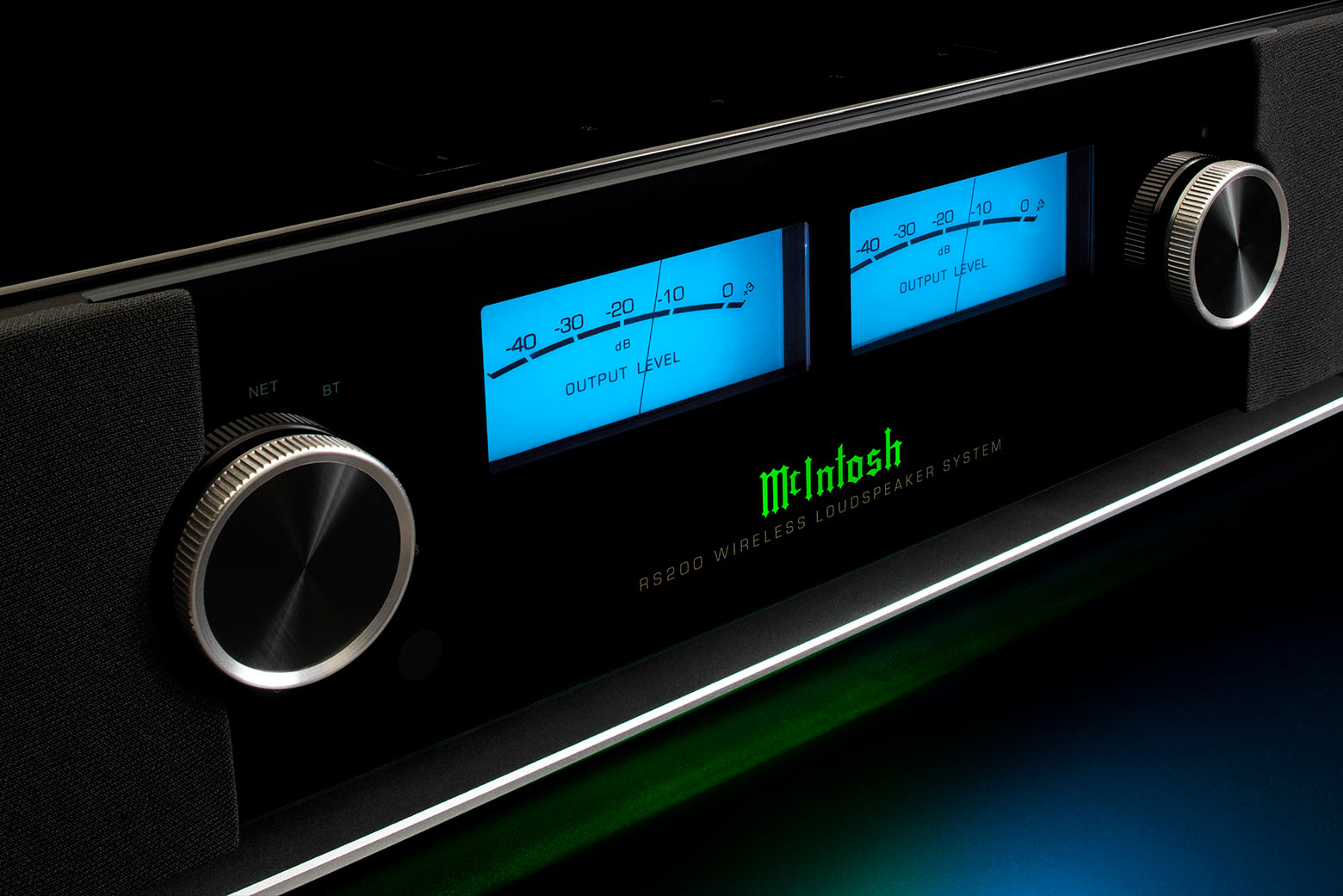 McIntosh RS200 Wireless Speaker