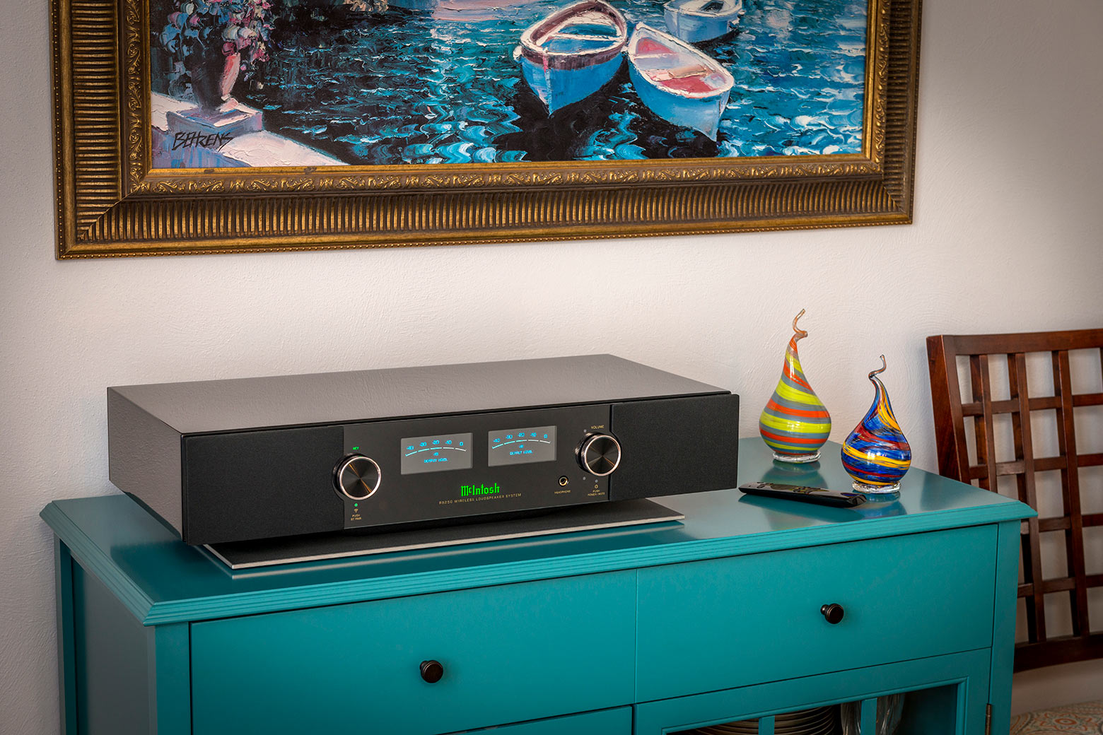 McIntosh RS250 Wireless Loudspeaker System