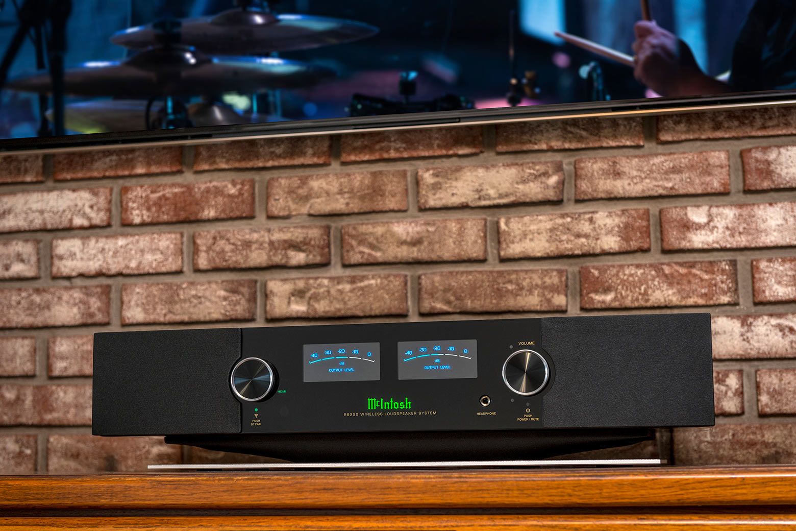 McIntosh RS250 Wireless Loudspeaker System