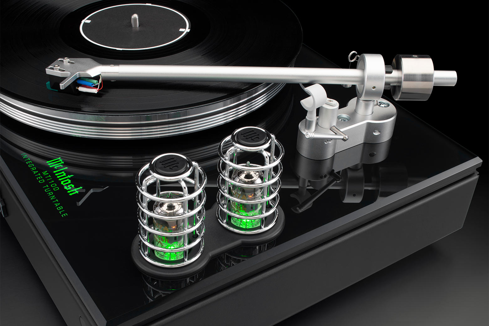 McIntosh MTI100 Integrated Turntable